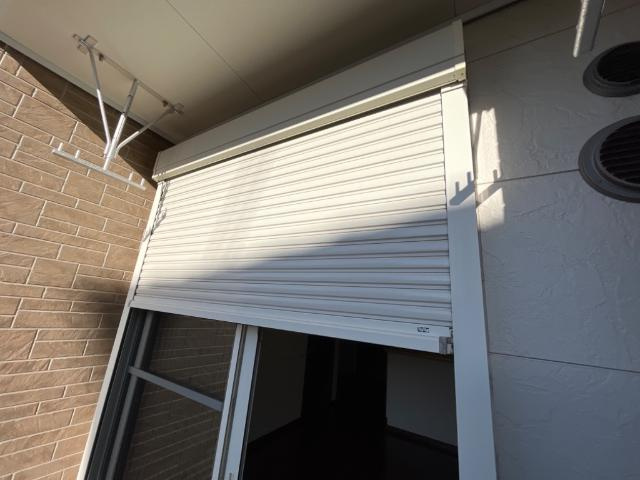 ネオ・ブローテＤの内装|雨戸