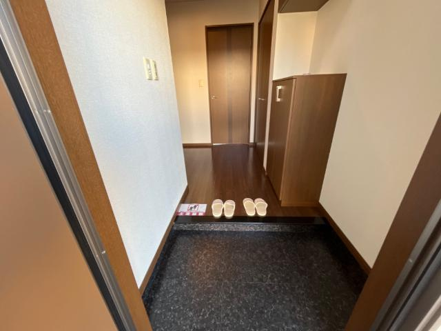 ネオ・ブローテＤの玄関|玄関