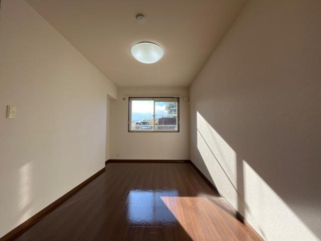 ネオ・ブローテＤの内装|洋室