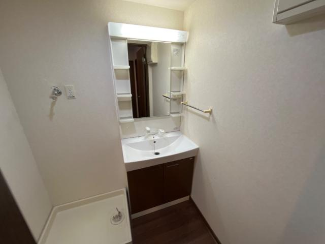 ネオ・ブローテＤの洗面所|洗髪洗面化粧台