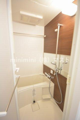 スプランディッド難波SOUTHの浴室