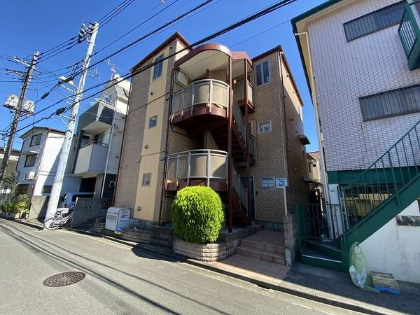 アプローズ・ベルダの外観