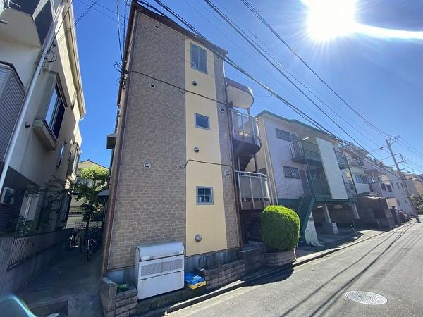 アプローズ・ベルダの外観