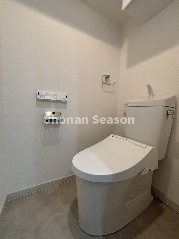 【トイレ】 | 暖かな便座で年中快適な「温水洗浄便座」を完備しました♪