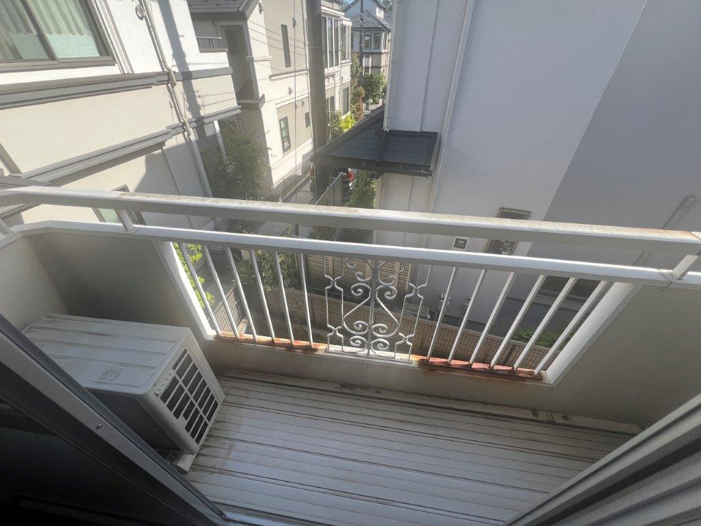 コーポ梶野A棟のバルコニー