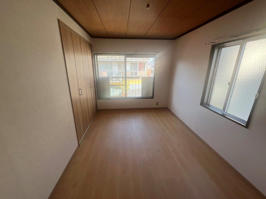 コーポ梶野A棟の洋室