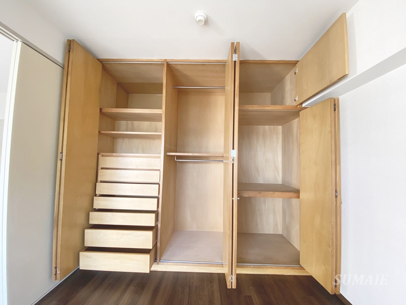 ライオンズプラザ浦和元町Ｃｉｔｙの収納|洋室の収納☆