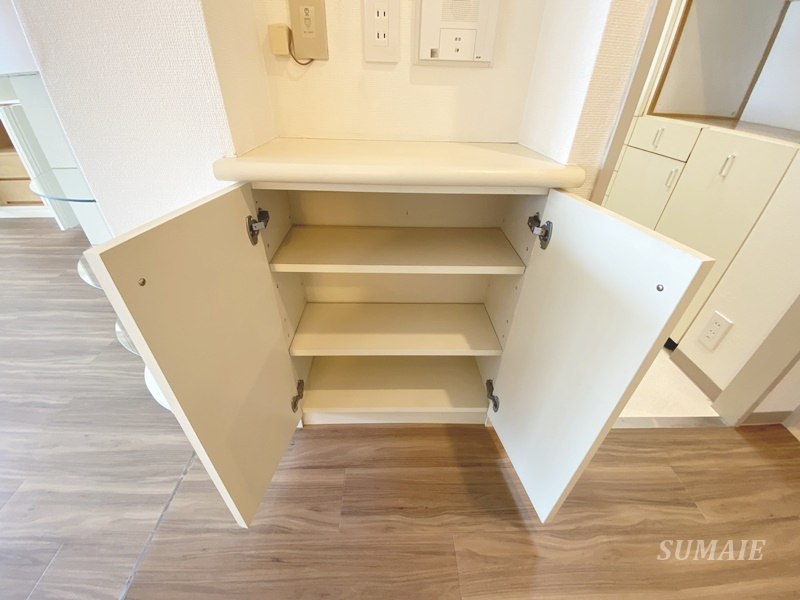 ライオンズプラザ浦和元町Ｃｉｔｙの収納|キッチン横の収納☆