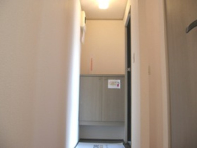 【玄関】 | サンガーデン南四日市Ｃ | ※同建物同型別のお部屋