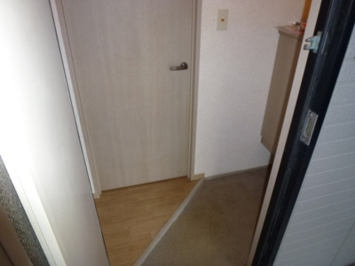 【玄関】 | サンガーデン南四日市Ｃ | ※同建物同型別のお部屋