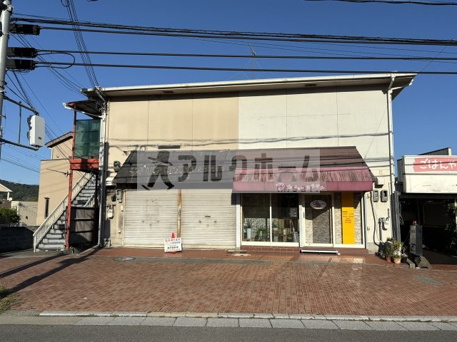 東野マンションの外観