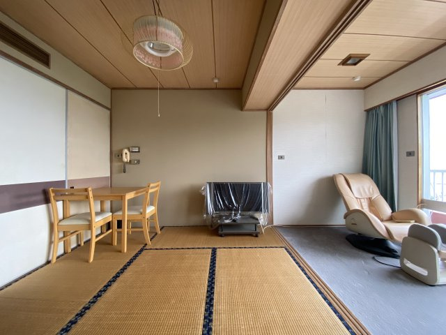 ブルーシー熱海の和室|和室とサンルーム