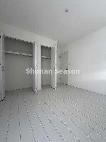 【内装】 | 各部屋に収納スペースがあり、収納場所に困りません♪