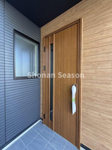 【玄関】 | 充実した周辺環境が整うロケーションに一生に一度のマイホームを構えませんか♪
