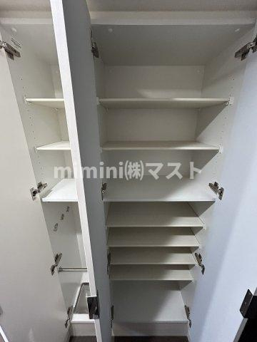 プレサンス海老江ジャルダンの収納