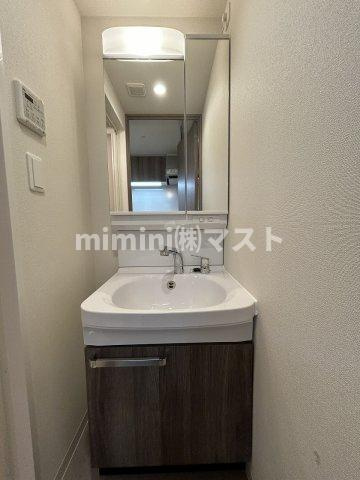 プレサンス海老江ジャルダンの洗面所