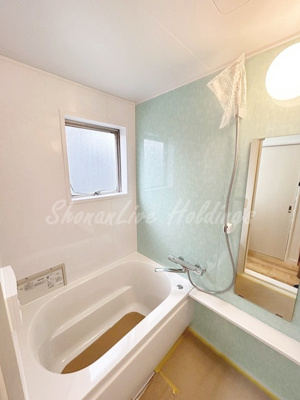 【浴室】 | 辰巳ハイツ | 清潔感のあるお風呂です♪