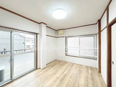 【居間・リビング】 | 辰巳ハイツ | 使いやすいリビングになります♪