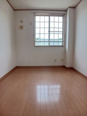 【洋室】 | サンパティーク・ロジュマンＢ