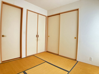 【和室】 | 岡崎市上地町宝六　戸建 | 4.5帖の和室