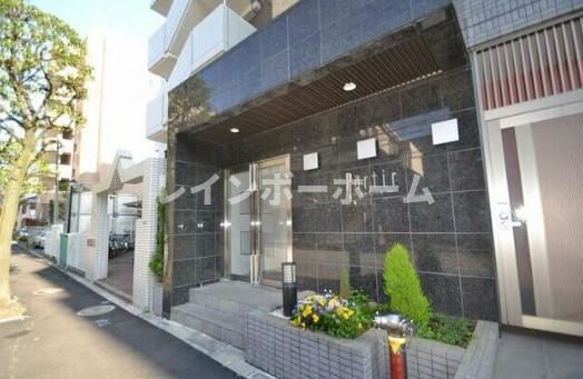 パルティールのエントランス