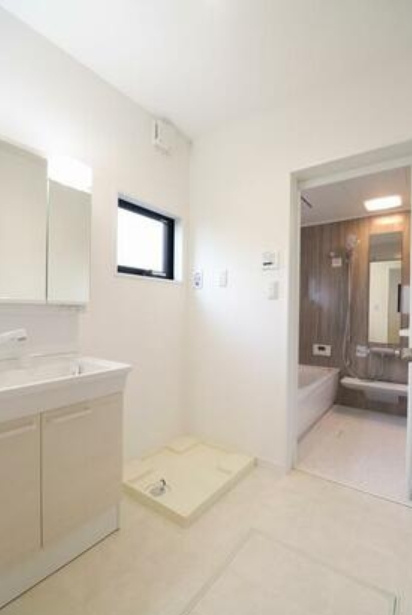 LAVIE東石井２５０１A の独立洗面台