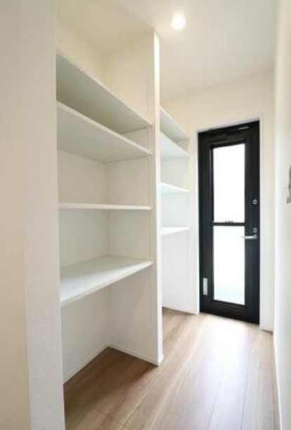 LAVIE東石井２５０１A の収納