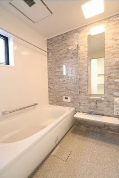 LAVIE東石井２５０１A の浴室