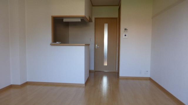 エルメゾン法隆寺の居間・リビング