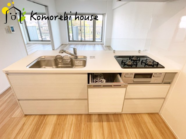 ソフィア上尾B棟のキッチン|コンパクトなキッチンで掃除もラクラク