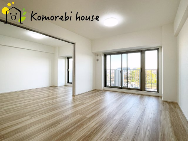 ソフィア上尾B棟の居間・リビング|使いやすい居間です