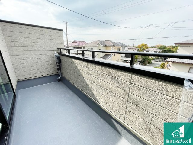 神戸市西区春日台　新築一戸建てのバルコニー|ワイドバルコニーは洗濯物を干すスペースが広いのでご家族が多くても安心！