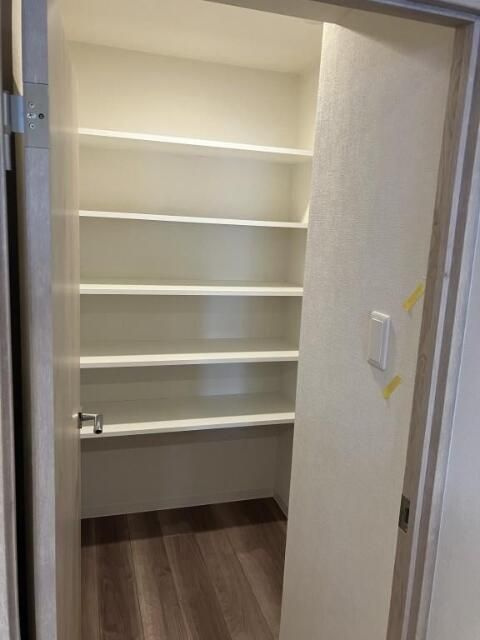 グランデュール秋葉原の収納