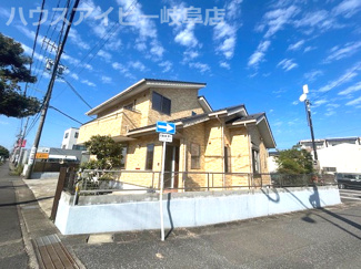 【外観】 | 岐阜市岩地！築6年中古住宅！バリアフリー！車椅子でも生活が送れます♪周辺環境も整っております♪ | 岐阜市岩地！築6年中古住宅！バリアフリー！車椅子でも生活が送れます♪周辺環境も整っております♪