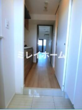 アジールコート雪が谷大塚の玄関