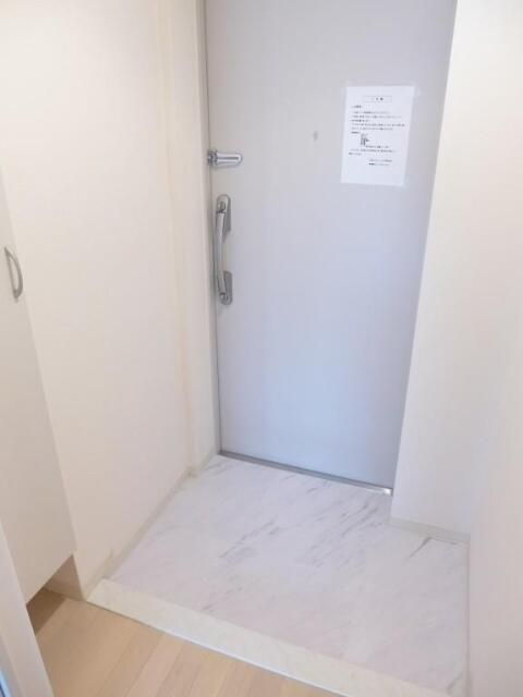 ラフィネットの玄関