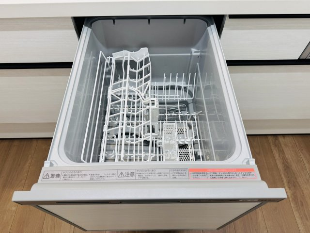 八王子市　本町　新築一戸建てのキッチン|～食洗機付き　食事後の食器洗いはお任せ、家族でゆっくりとくつろげます～