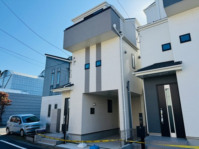 八王子市　本町　新築一戸建ての外観|～八王子駅徒歩13分　ZEH水準の省エネ住宅　商業施設が身近で快適な住環境～