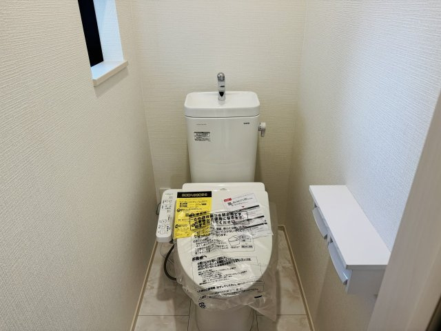 八王子市　本町　新築一戸建てのトイレ|～暖房温水洗浄機能付きトイレ　冬場は特に嬉しい機能ですね～