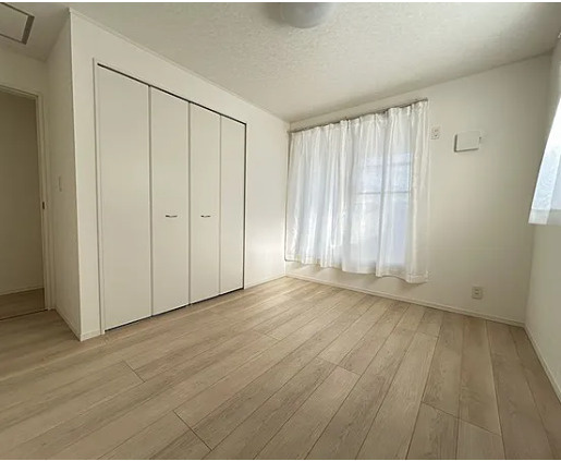 野田市山崎　中古戸建　令和3年築の洋室