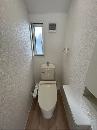 野田市山崎　中古戸建　令和3年築のトイレ