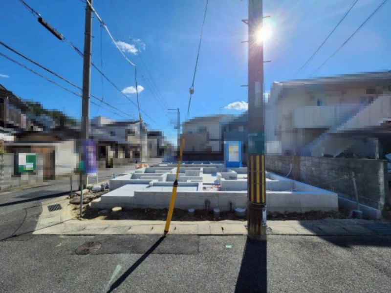 【商談中】長岡京市滝ノ町2丁目　　の前面道路含む現地写真|2025.11月撮影
A号棟北側