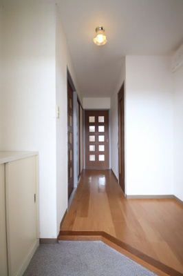 【玄関】 | サンモール金剛