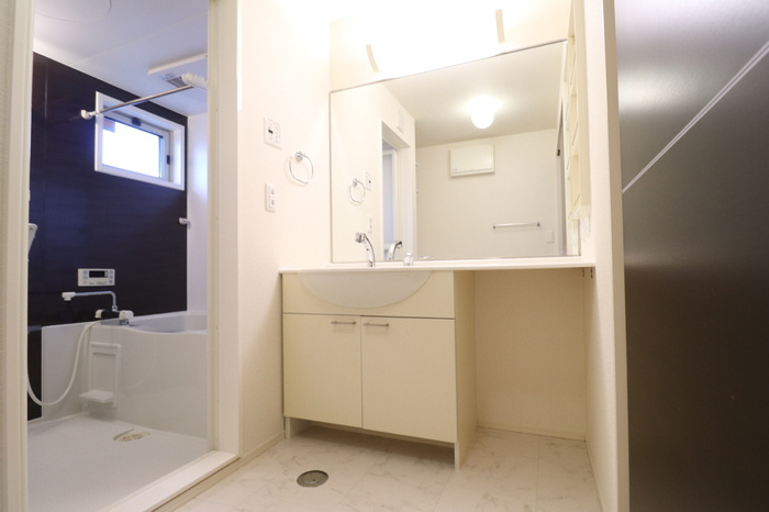【洗面所】