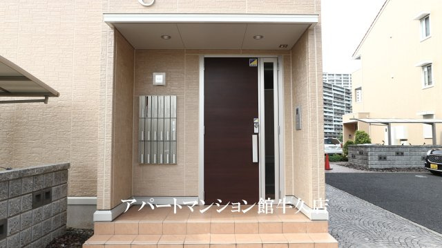 カーザ　ヴェルデCのエントランス