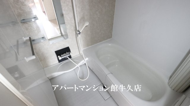 カーザ　ヴェルデCの浴室|反転です