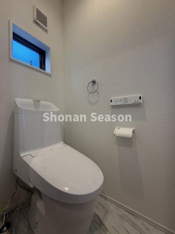 【トイレ】 | 暖かな便座で年中快適な「温水洗浄便座」
衛生的で節水対策にも効果的です♪