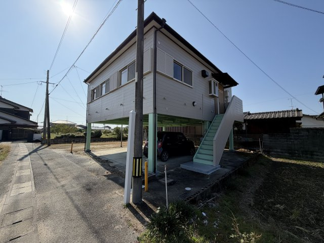 荒尾市蔵満の一戸建ての駐車場