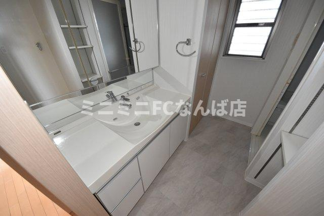 アーデンタワー新町