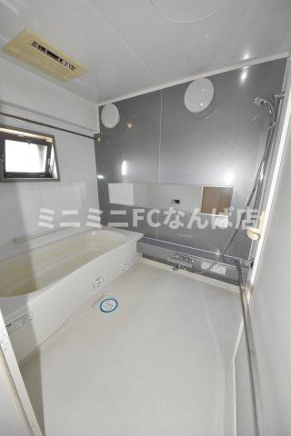 アーデンタワー新町の浴室